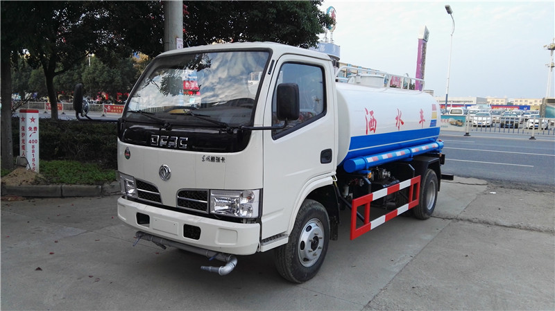 福田康瑞5吨洒水车