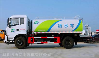 咸宁市东风D9洒水车多少钱一辆